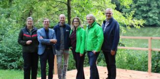 Übernachten am Wasser: Neue Trekkingplattform am Korintenteich