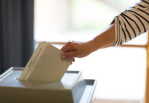 Detmold: Stadt sucht Wahlhelfer für Landtagswahl 2027