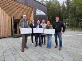 Klimaerlebniswelt Oerlinghausen: Spendenübergabe für guten Zweck