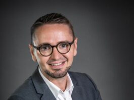 Technikhilfe aus der Nachbarschaft: Detmolder David Harms startet kostenlose Vermittlungsplattform
